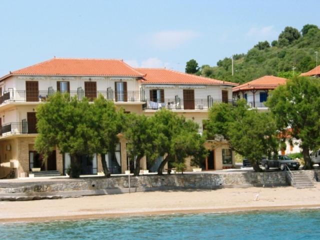 Hotel Korakakis Beach Finikounta Exterior foto